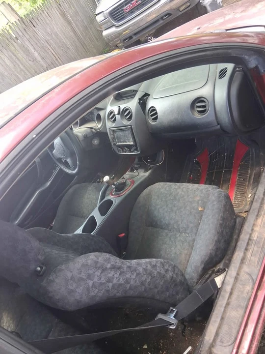 2003 Mitsubishi Eclipse 3rd Gen - Image 6 of 10