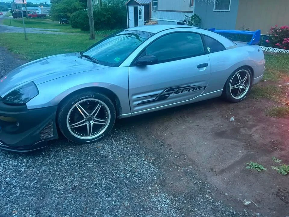 2003 Mitsubishi Eclipse 3rd Gen - Image 4 of 8