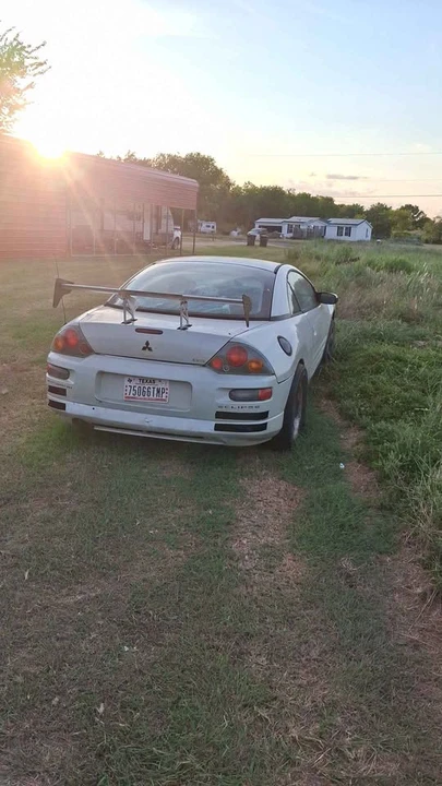 2003 Mitsubishi Eclipse 3rd Gen - Image 2 of 2
