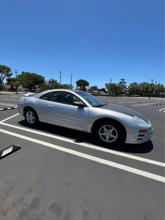 2003 Mitsubishi Eclipse 3rd Gen - Image 2 of 5