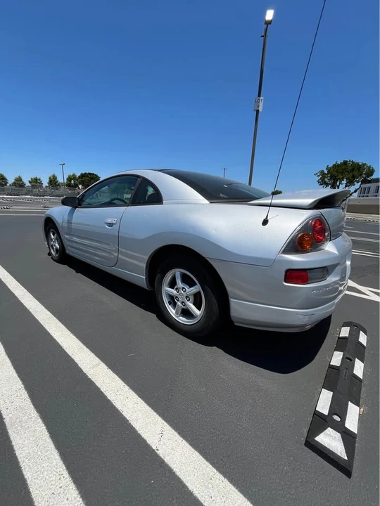 2003 Mitsubishi Eclipse 3rd Gen - Image 3 of 5
