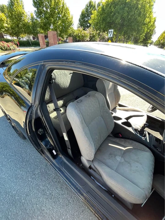 2003 Mitsubishi Eclipse 3rd Gen - Image 9 of 11