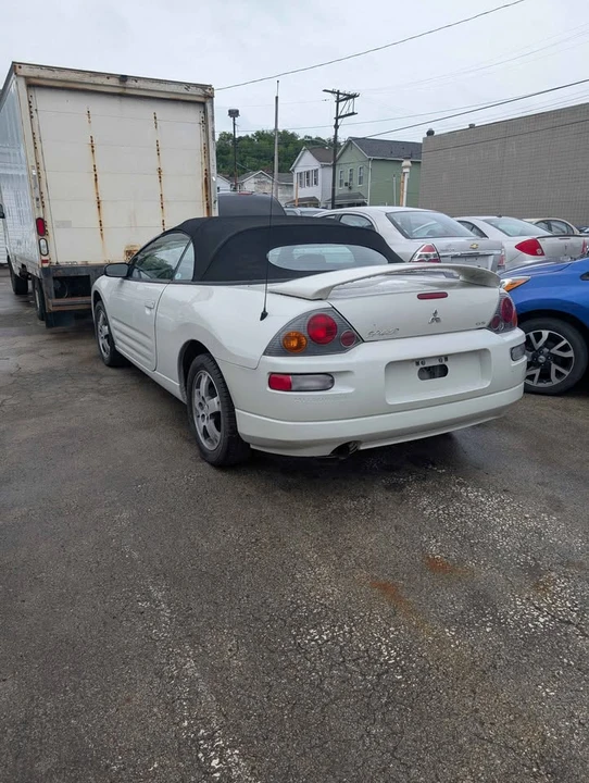 2003 Mitsubishi Eclipse 3rd Gen - Image 2 of 3