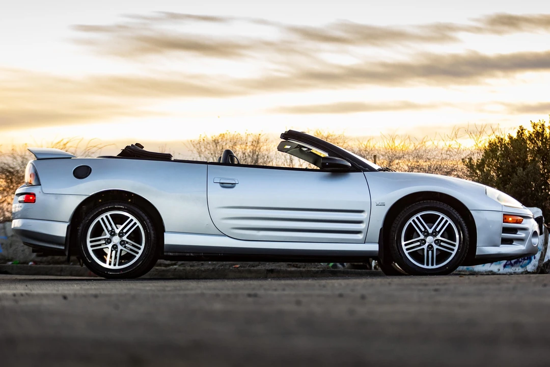 2003 Mitsubishi Eclipse 3rd Gen - Image 3 of 31