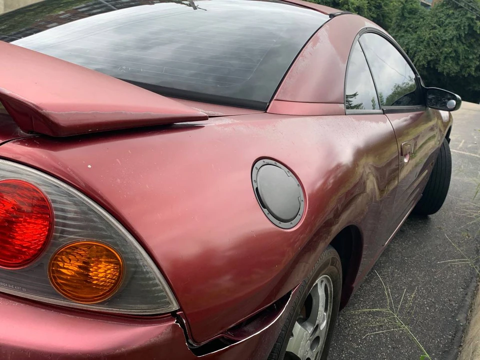 2003 Mitsubishi Eclipse 3rd Gen - Image 2 of 6
