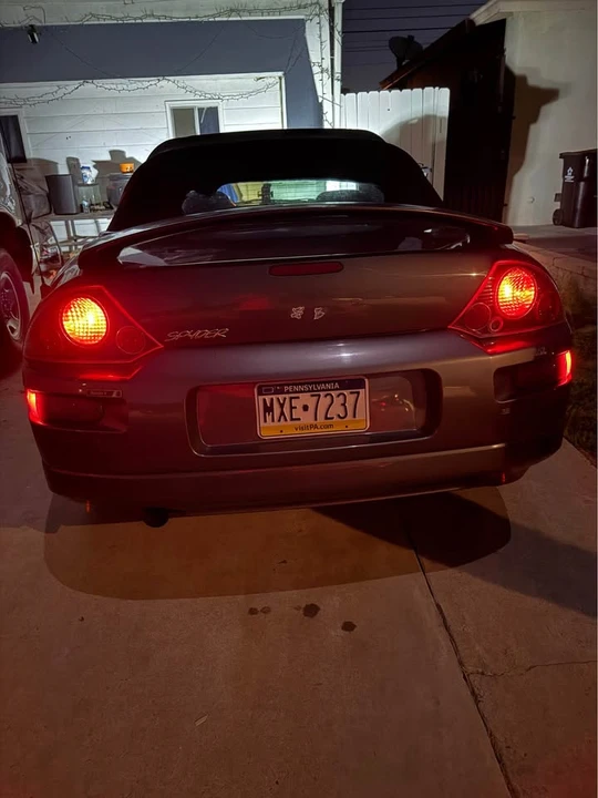 2003 Mitsubishi Eclipse 3rd Gen - Image 3 of 7
