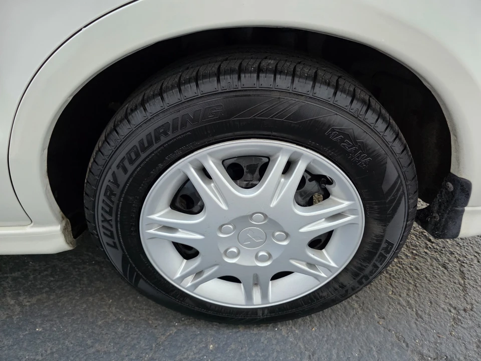 2003 Mitsubishi Galant 8th Gen - Image 9 of 20