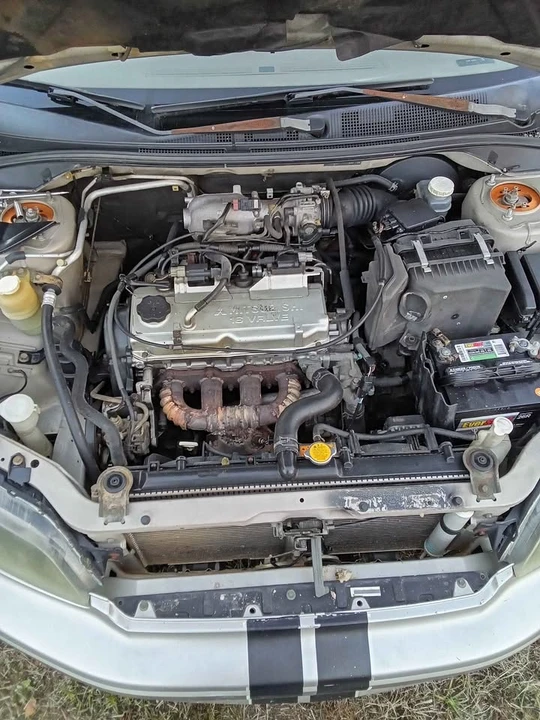 2003 Mitsubishi Lancer - Image 14 of 16