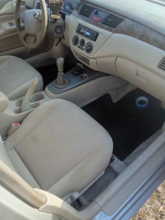 2003 Mitsubishi Lancer 7th Gen - Image 3 of 9