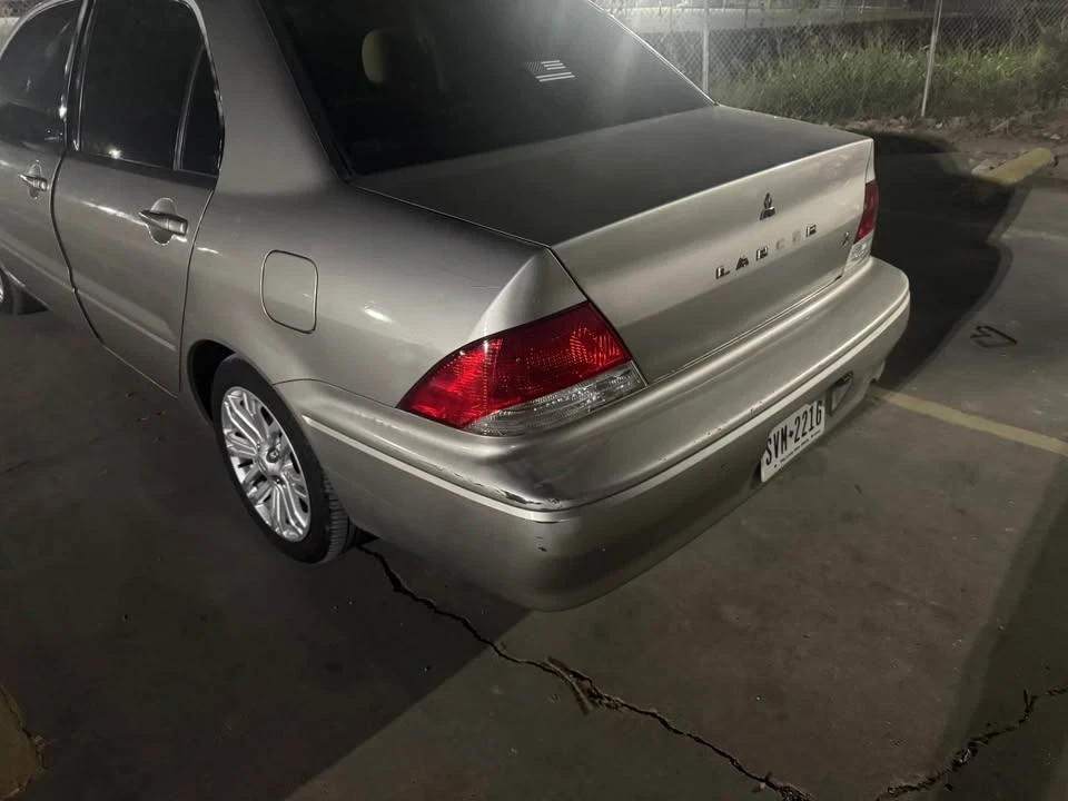 2003 Mitsubishi Lancer 9th Gen - Image 3 of 5