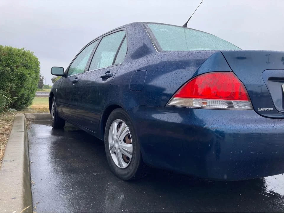 2003 Mitsubishi Lancer 8th Gen - Image 5 of 8