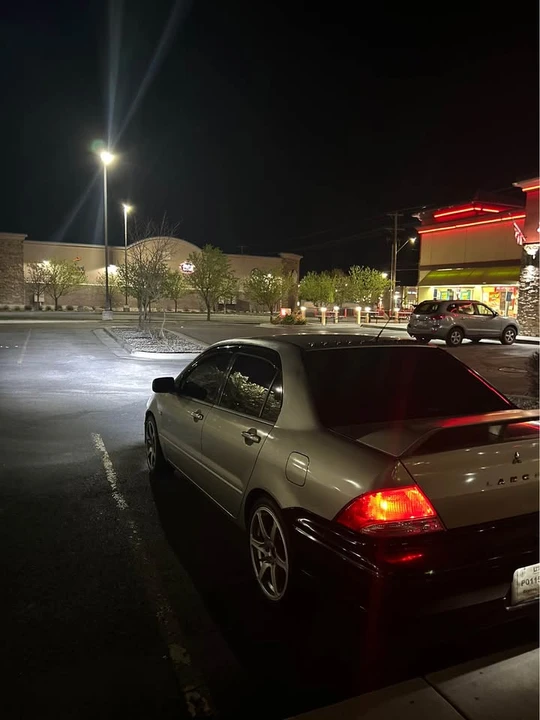 2003 Mitsubishi Lancer 8th Gen - Image 3 of 6