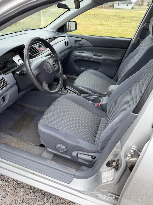 2003 Mitsubishi Lancer 8th Gen - Image 5 of 9