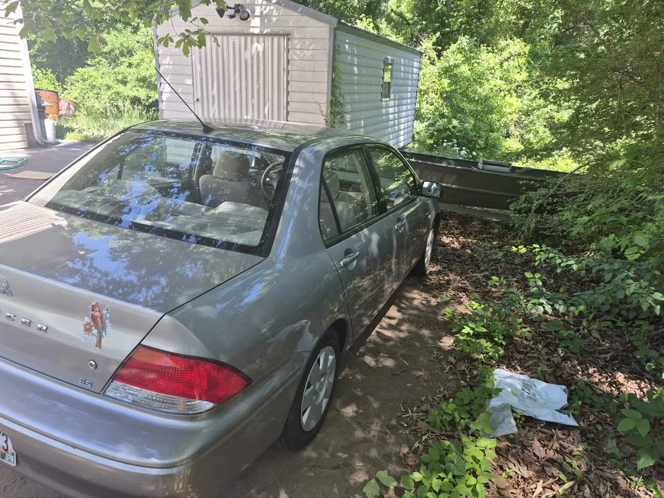 2003 Mitsubishi Lancer 8th Gen - Image 5 of 8