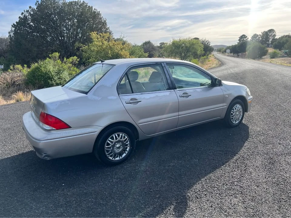 2003 Mitsubishi Lancer 8th Gen - Image 3 of 7