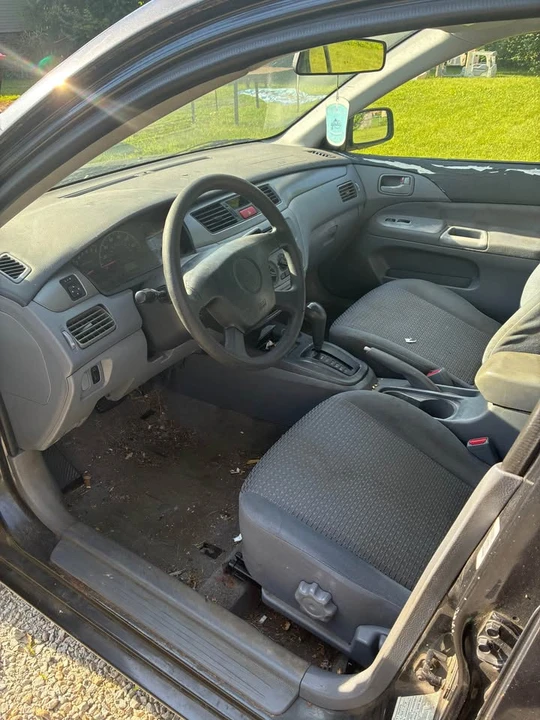 2003 Mitsubishi Lancer 8th Gen - Image 2 of 6