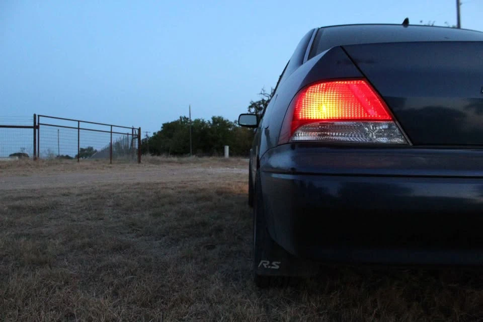 2003 Mitsubishi Lancer 8th Gen - Image 5 of 17