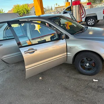 2003 Mitsubishi Lancer ES Sedan 4D