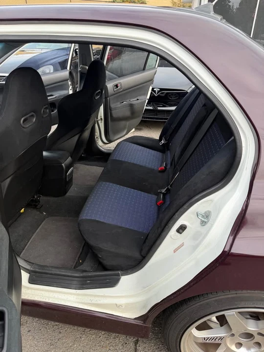 2003 Mitsubishi Lancer - Image 5 of 10