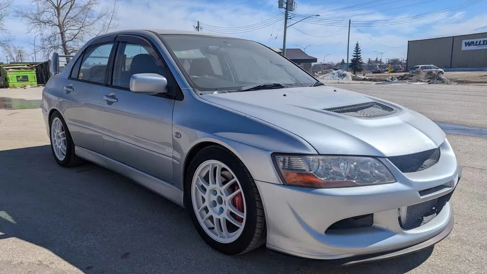 2003 Mitsubishi Lancer - Image 2 of 6