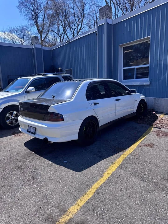 2003 Mitsubishi Lancer - Image 2 of 13