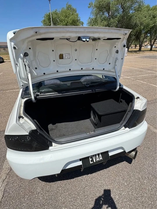2003 Mitsubishi Lancer - Image 10 of 14