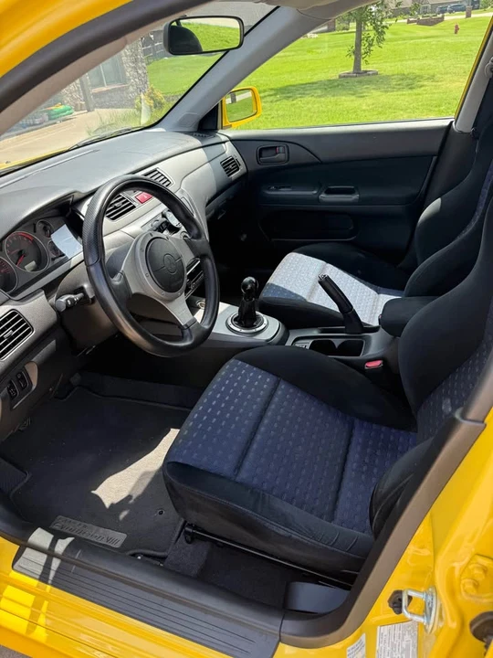 2003 Mitsubishi Lancer - Image 10 of 17