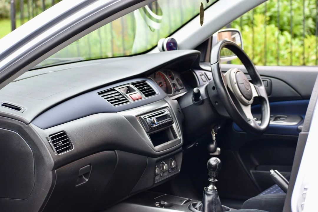2003 Mitsubishi Lancer Evolution VIII 7th Gen - Image 25 of 30