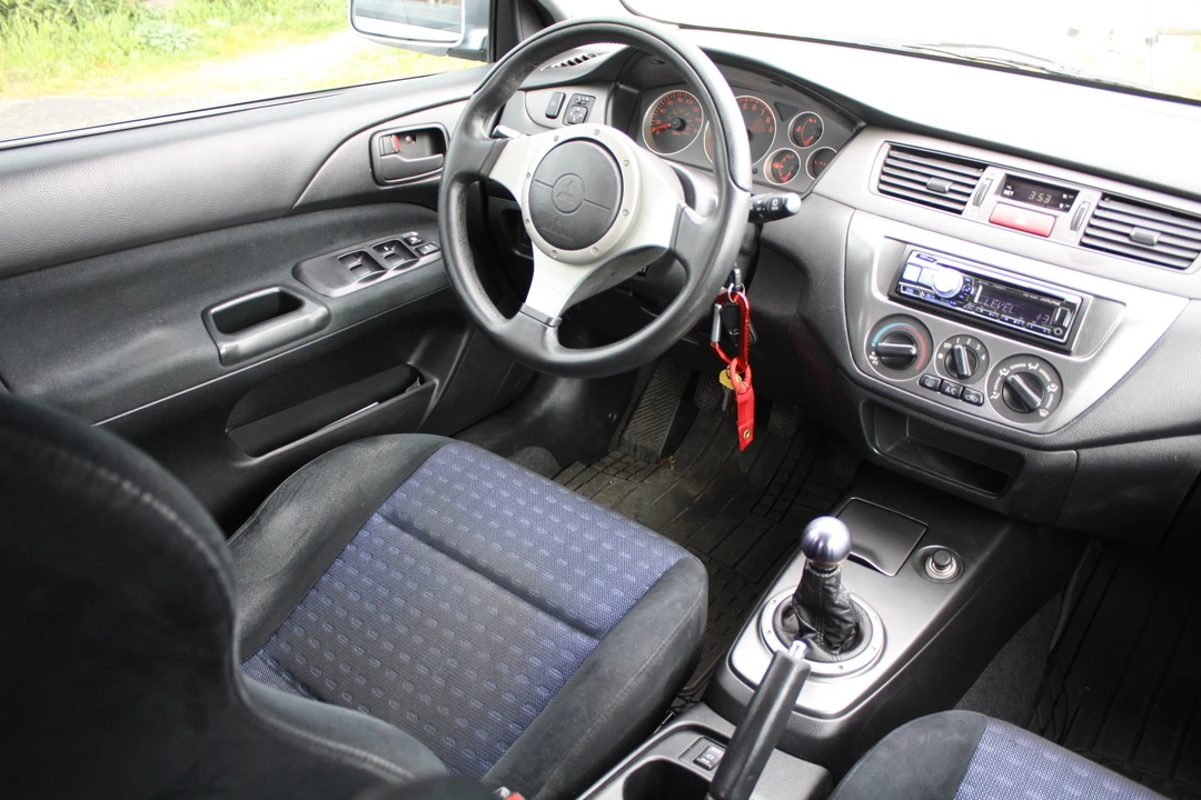 2003 Mitsubishi Lancer Evolution VIII 7th Gen - Image 15 of 29