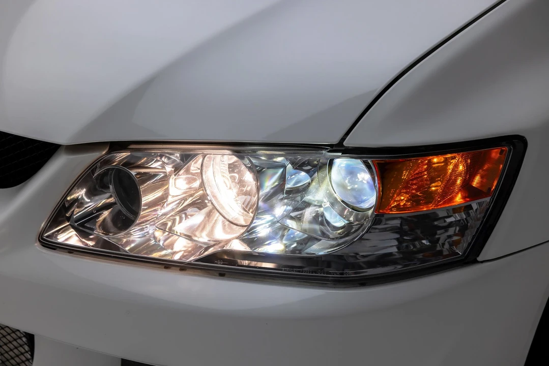 2003 Mitsubishi Lancer Evolution VIII 7th Gen - Image 27 of 31