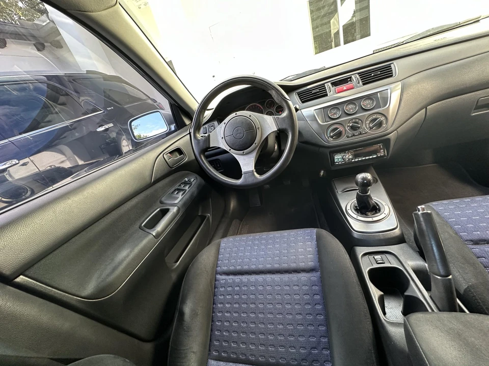 2003 Mitsubishi Lancer Evolution VIII 7th Gen - Image 26 of 31