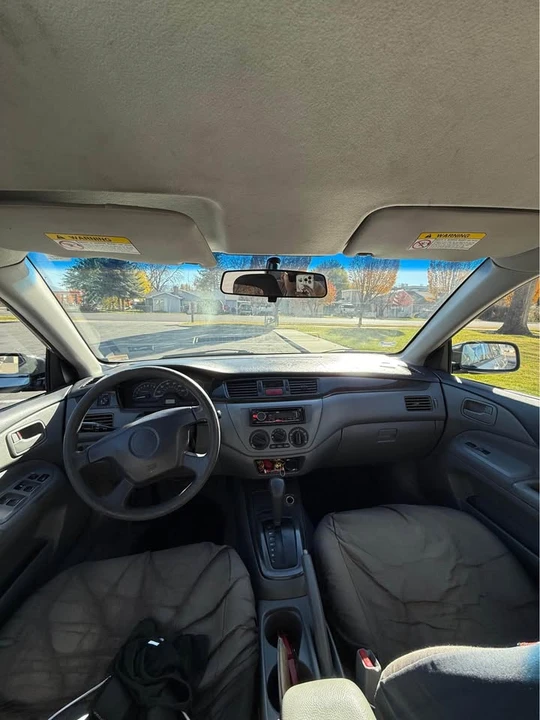 2003 Mitsubishi Lancer 8th Gen - Image 8 of 10