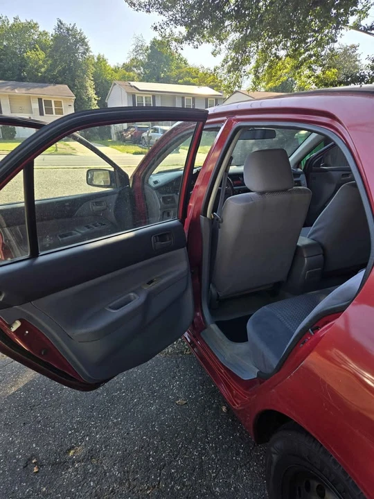 2003 Mitsubishi Lancer 8th Gen - Image 5 of 16