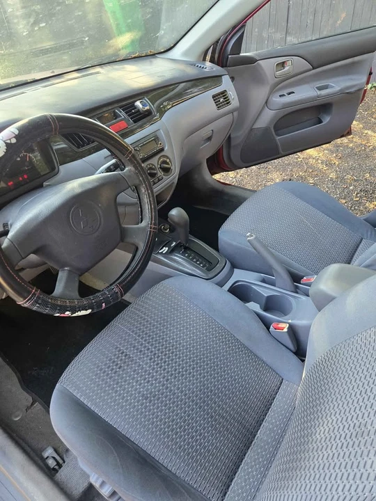 2003 Mitsubishi Lancer 8th Gen - Image 8 of 16