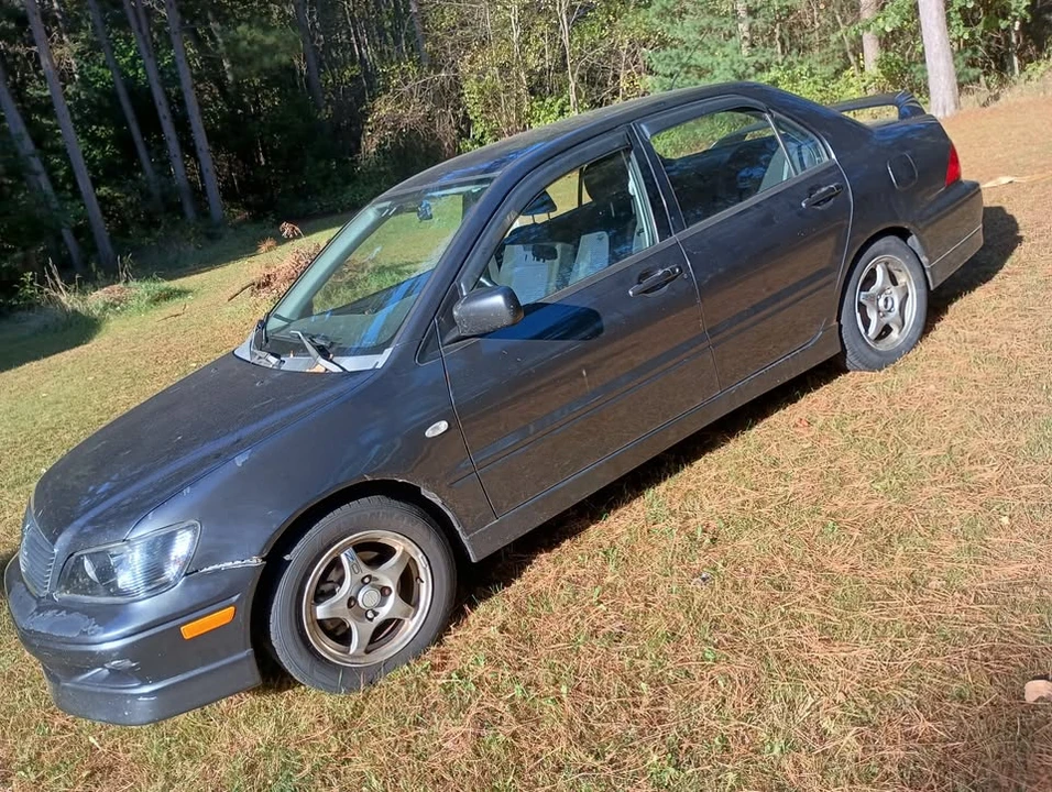 2003 Mitsubishi Lancer 8th Gen - Image 8 of 12