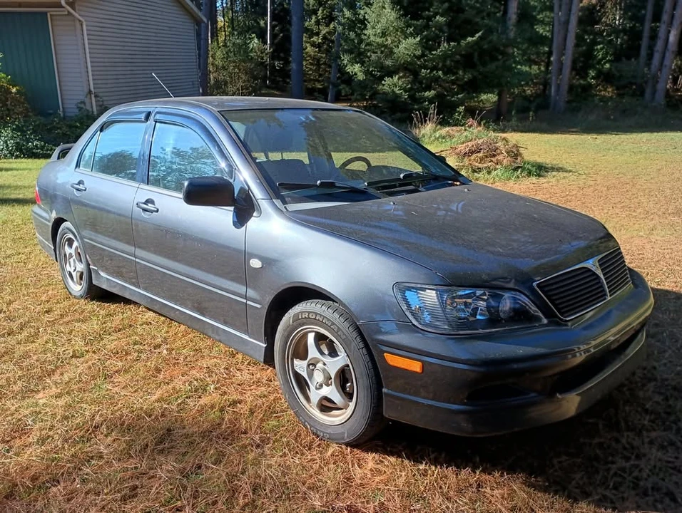 2003 Mitsubishi Lancer 8th Gen - Image 3 of 12