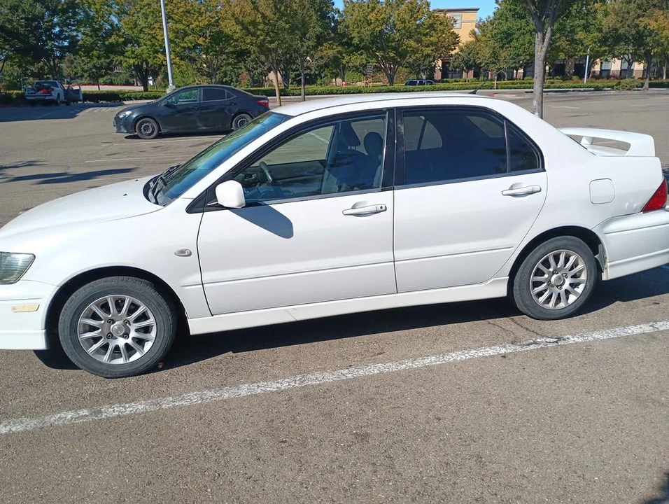 2003 Mitsubishi Lancer 7th Gen - Image 3 of 6