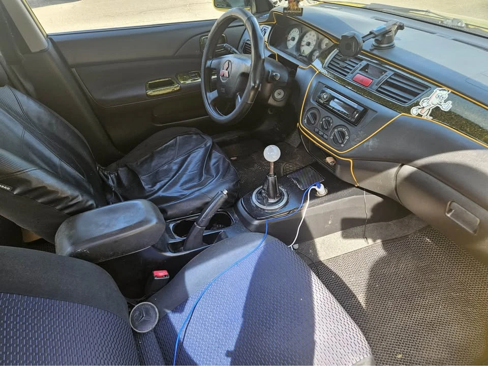 2003 Mitsubishi Lancer 8th Gen - Image 10 of 10