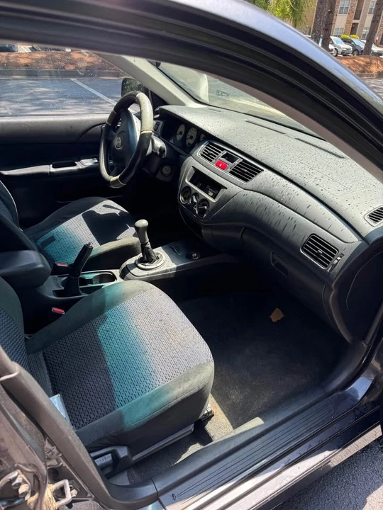 2003 Mitsubishi Lancer 8th Gen - Image 8 of 13