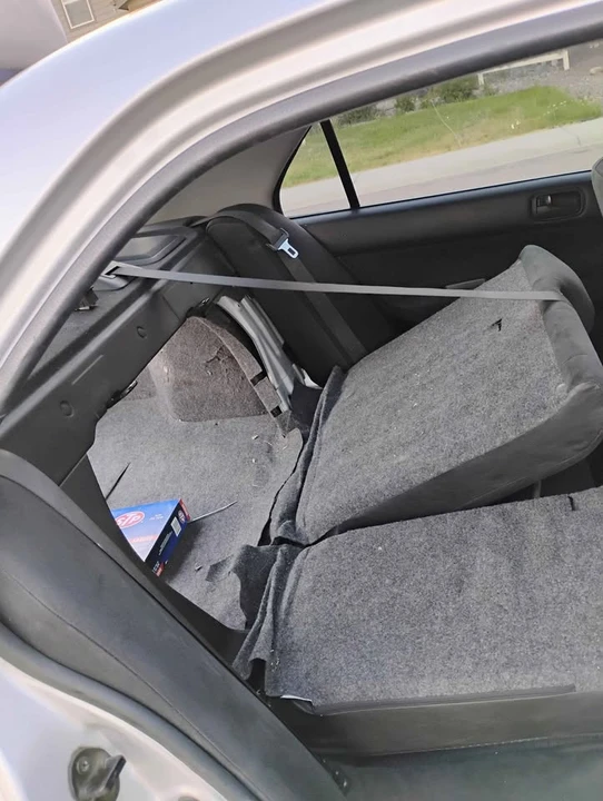 2003 Mitsubishi Lancer 8th Gen - Image 7 of 15