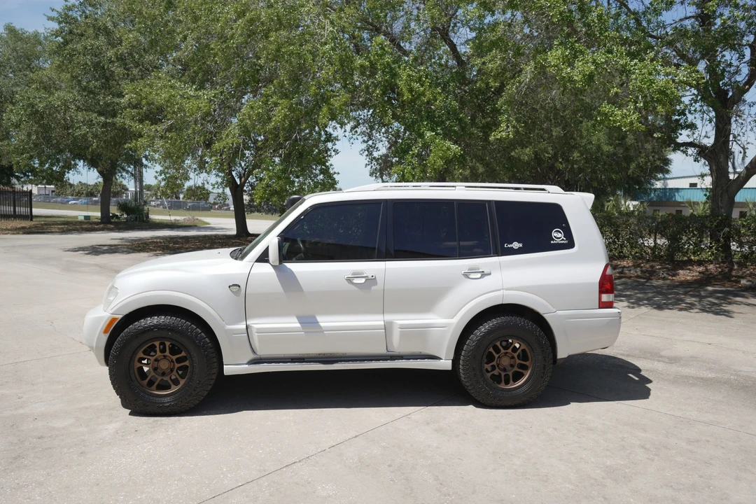 2003 Mitsubishi Pajero/Montero 3rd Gen - Image 21 of 31