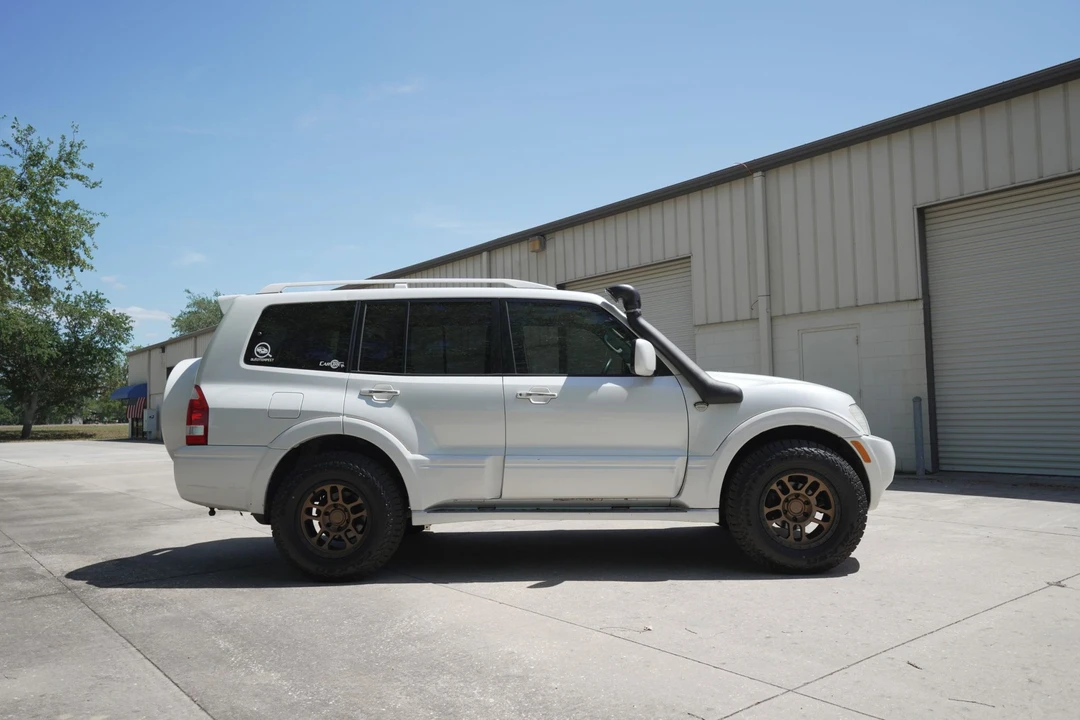 2003 Mitsubishi Pajero/Montero 3rd Gen - Image 26 of 31