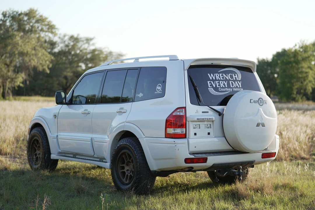 2003 Mitsubishi Pajero/Montero 3rd Gen - Image 10 of 31