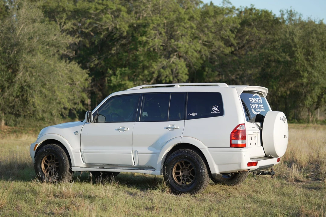 2003 Mitsubishi Pajero/Montero 3rd Gen - Image 9 of 31