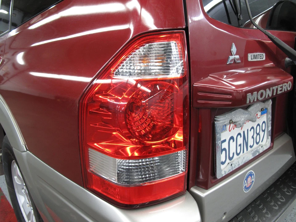 2003 Mitsubishi Pajero/Montero 3rd Gen - Image 17 of 31