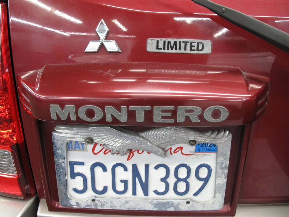 2003 Mitsubishi Pajero/Montero 3rd Gen - Image 29 of 31