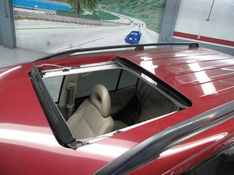 2003 Mitsubishi Pajero/Montero 3rd Gen - Image 23 of 31