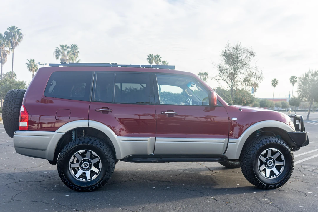 2003 Mitsubishi Pajero/Montero 3rd Gen - Image 17 of 31