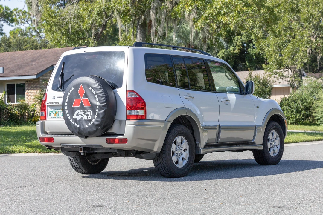 2003 Mitsubishi Pajero/Montero 3rd Gen - Image 7 of 31