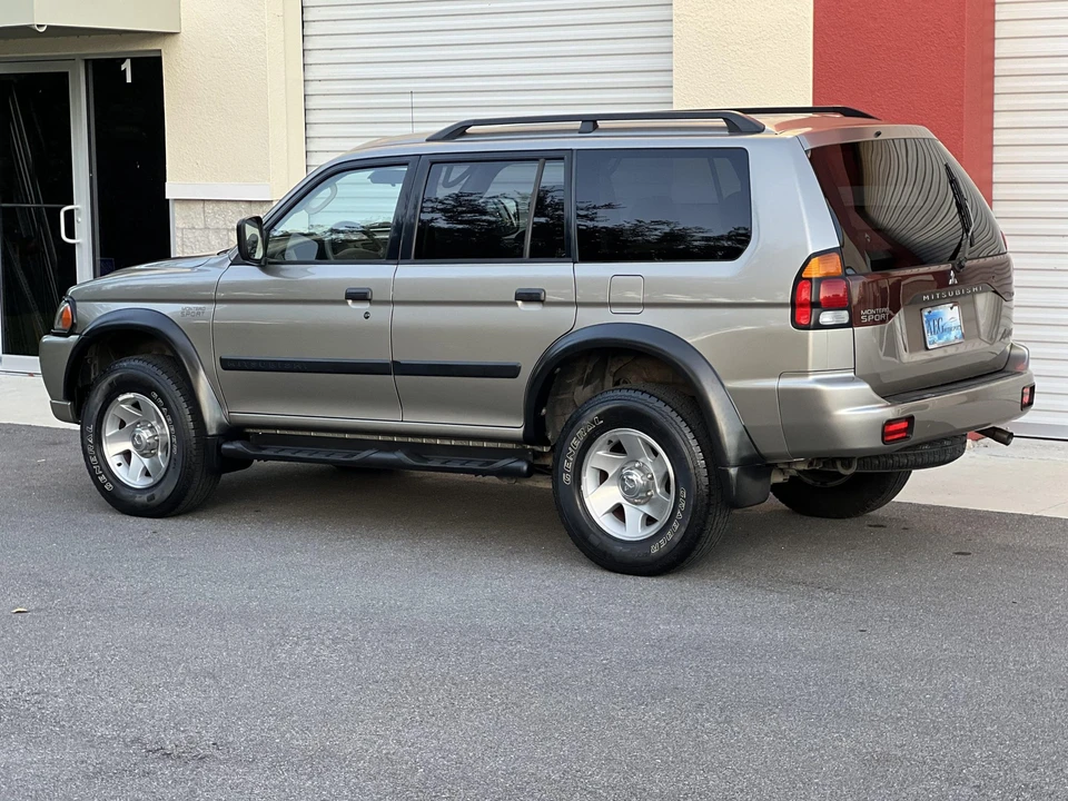 2003 Mitsubishi Pajero/Montero - Image 17 of 31